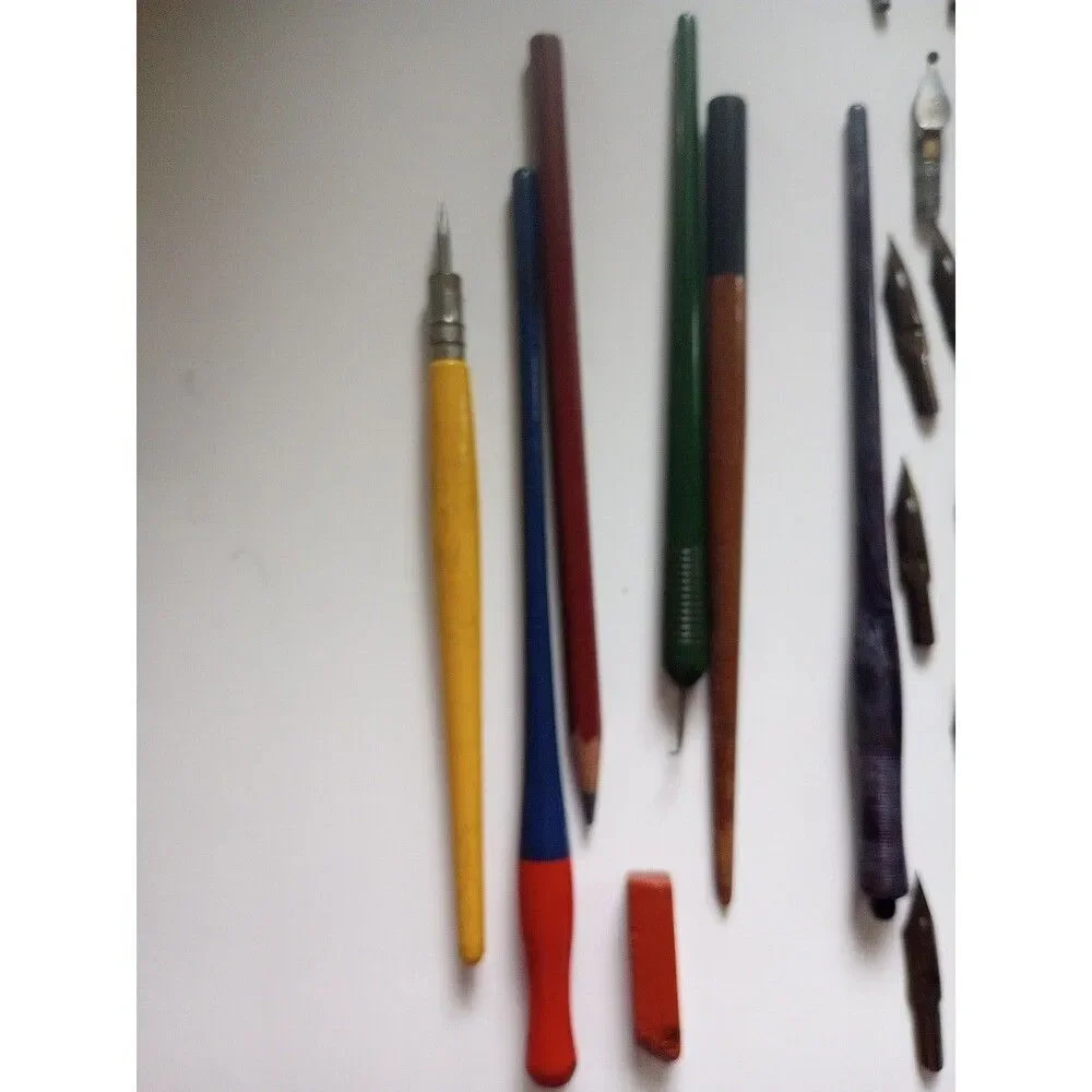 Vintage Calligraphy Lot with 32 Speedball Esterbrook Hunt Nibs+Parker Pen +tools